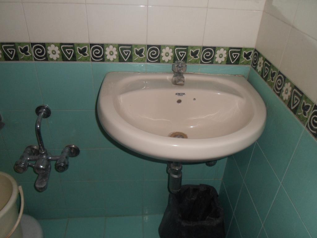 Hotel Dudawat アーメダバード 部屋 写真